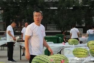 章丘大型吃瓜现场视频,全民围观的热闹一幕