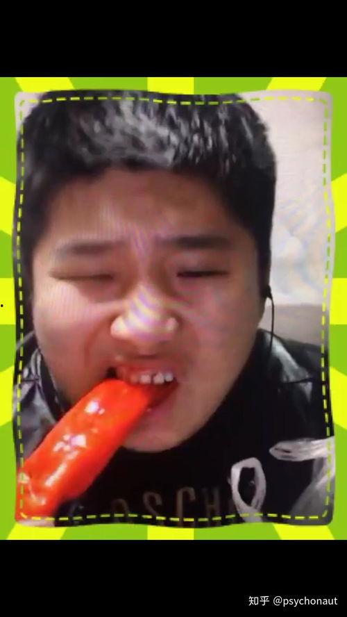 快手一对情侣吃瓜视频,情侣快手视频甜蜜吃瓜，网友直呼太有爱