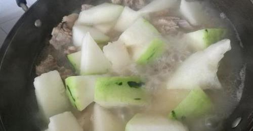 什么瓜最好打汤水吃呢视频,最适合打汤水吃的瓜类揭秘